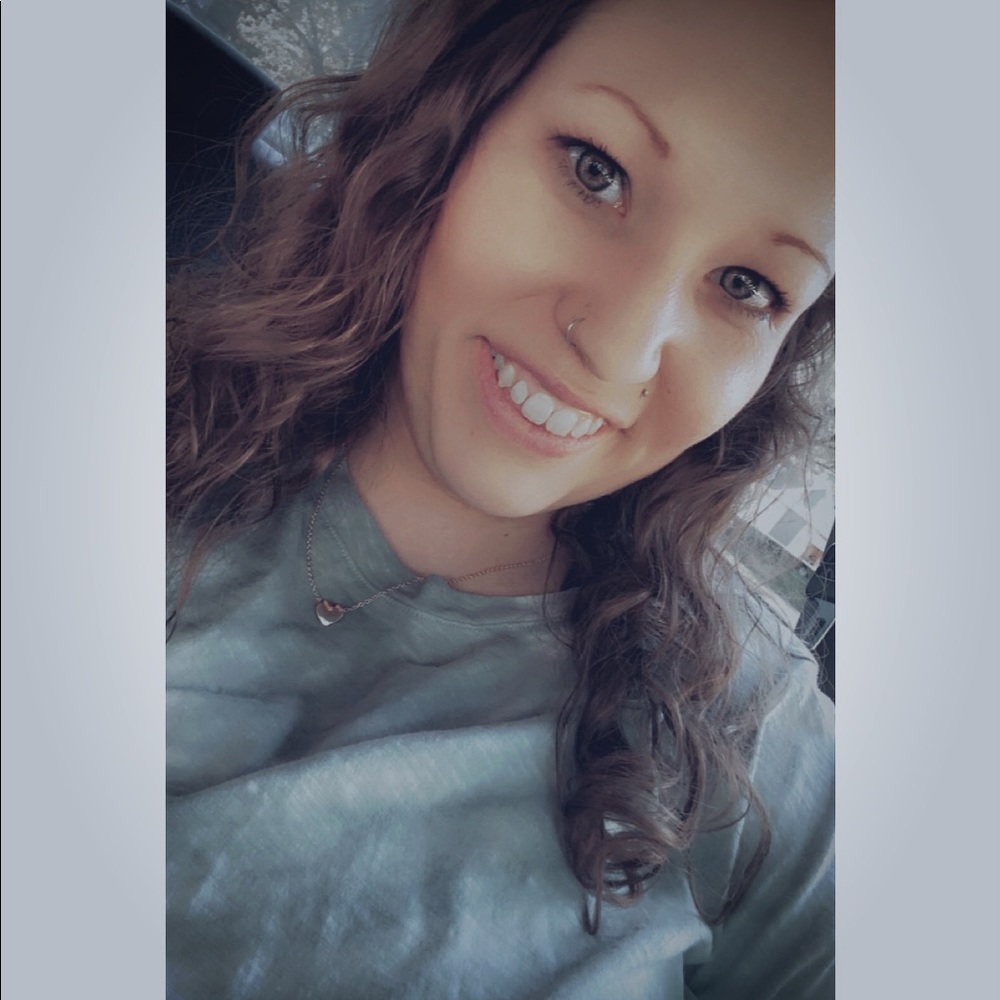Meet your Posher, Allison